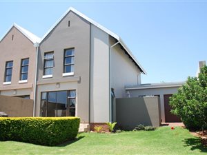 2 Bedroom Duplex in Heritage Hill