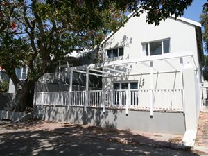 4 Bed House in Boesmansriviermond
