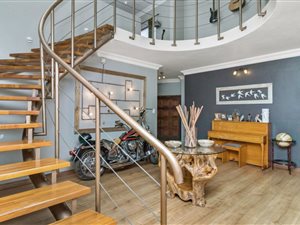 5 Bed House in Menlo Park