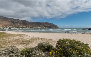 3 Bedroom House in Gordons Bay Central