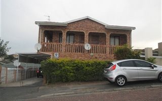 5 Bedroom House in Crossmoor
