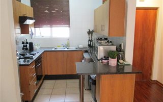2 Bedroom Apartment in Bryanston