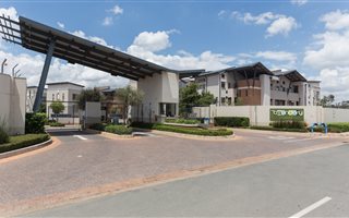 2 Bedroom Apartment in Lonehill