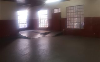 1000 m² Industrial space in Benoni Central