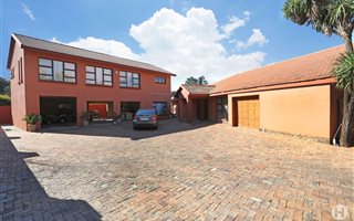 4 Bedroom House in Larrendale