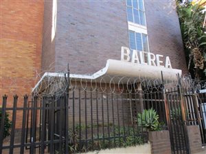 2 Bed Apartment in Sunnyside