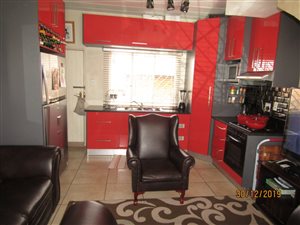 2 Bed Townhouse in Bramley View