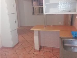 2 Bed Garden Cottage in Grobler Park