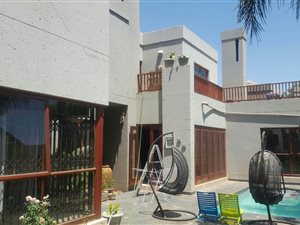 4 Bed House in Oriel
