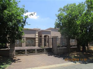 4 Bed House in Ridgeway