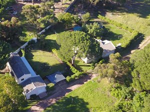 5 Bed House in Somerset West Central