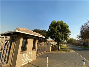 2 Bed Townhouse in Meyersdal