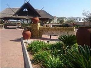 1046 m² Land available in Bendor