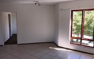1 Bedroom Flat in Paulshof