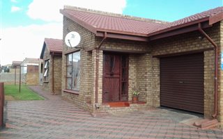 3 Bedroom House in Kwaguqa