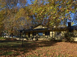 400 m² Commercial space in Underberg