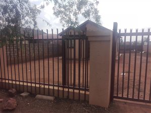 Bachelor apartment in Soshanguve