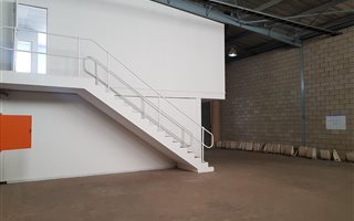 235 m² Industrial space in Sunnyrock