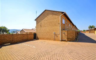 2 Bedroom Townhouse in Kenmare