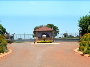 5000 m² Land available in Zwavelpoort