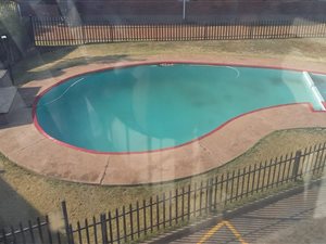 1 Bed Apartment in Rhodesfield
