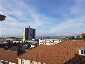 2 Bed Apartment in Muizenberg