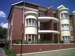 2 Bed Apartment in Melrose