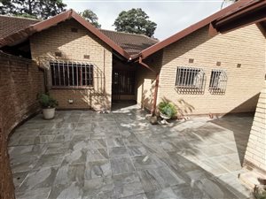 3 Bed House in Gillitts