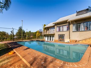 5 Bed House in Chancliff