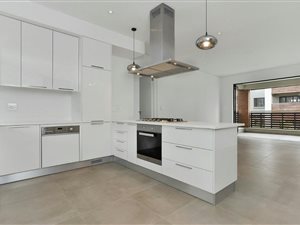 2 Bed Apartment in Steyn City