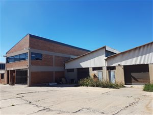 1633 m² Industrial space in Activia Park