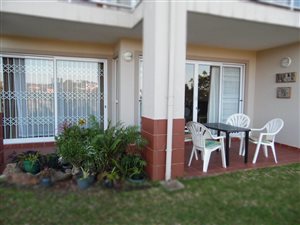 2 Bed Apartment in Shelly Beach