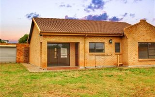 3 Bedroom Townhouse in Erasmia