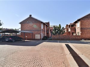 2 Bed Townhouse in Pretoria North