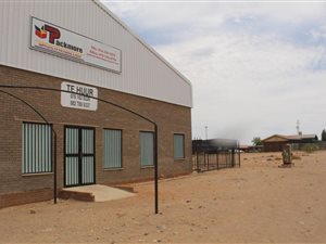 1550 m² Commercial space in Upington