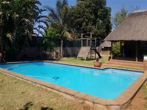 3 Bed House in Parkhill Gardens