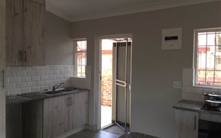 3 Bedroom House in Jan Niemand Park