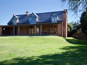8 Bed House in Malgas