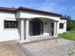 2 Bedroom House in Seaward Estates
