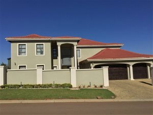 4 Bed House in Halfway House