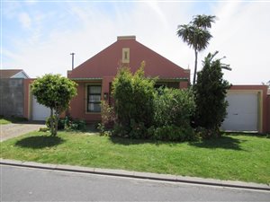3 Bed House in Forest Village