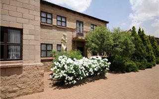 1 Bedroom Apartment in Brandwag