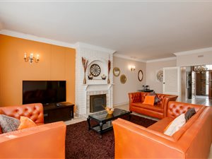 2 Bed Apartment in Sandton CBD