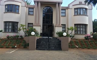 450 m² Office Space in Parktown