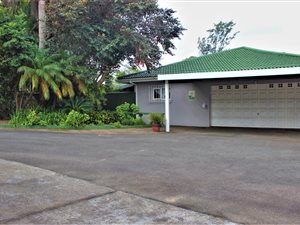 4 Bed House in Port Edward