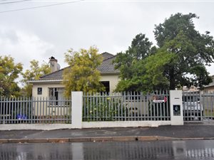5 Bed House in Denneburg
