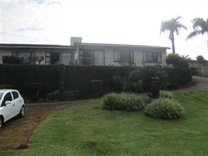3 Bed Townhouse in Uvongo