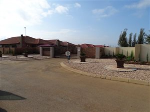 840 m² Land available in Baillie Park