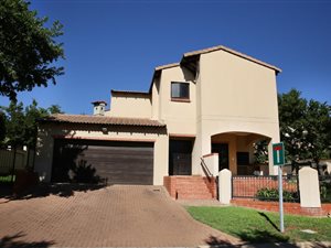 3 Bedroom House in Rietvalleirand