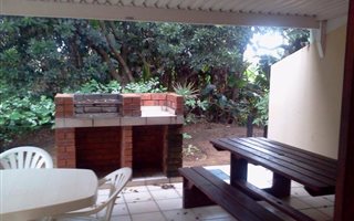 2 Bedroom Townhouse in Scottburgh Central